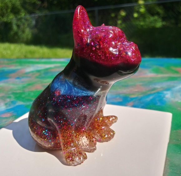 🐕SOLD🐕 Cute Frenchie Bulldog Resin Art Cute Sparkles Gift Shiny Handmade - Picture 3 of 15